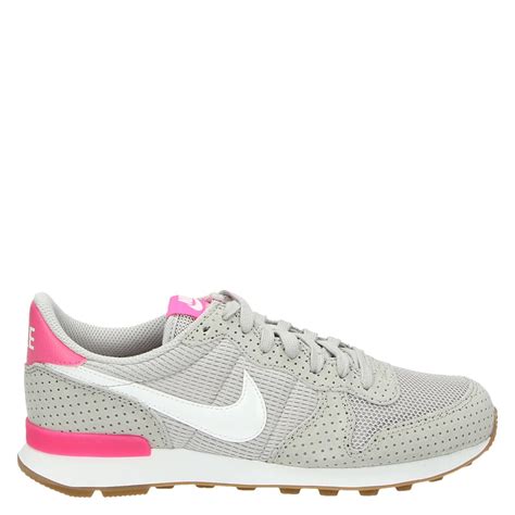 nike damessportschoen grijs zwart|nike dames schoenen.